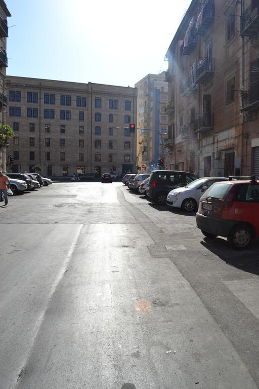 A Tre Passi Dal Centro Hotell Palermo Eksteriør bilde