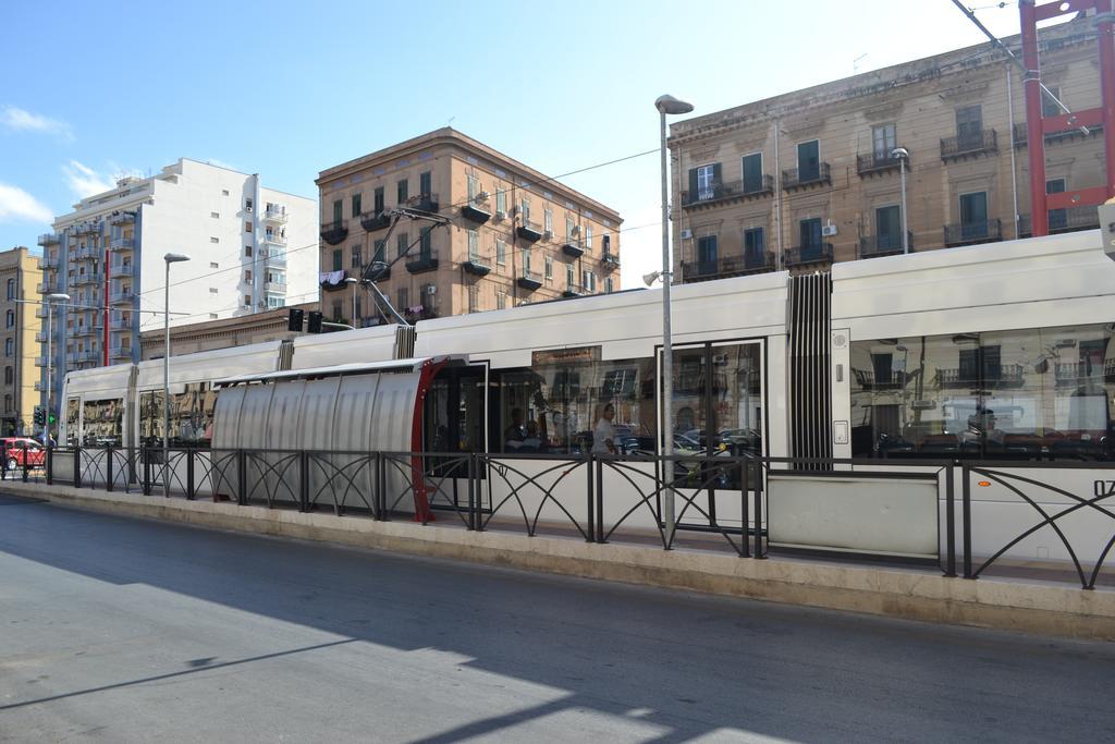 A Tre Passi Dal Centro Hotell Palermo Eksteriør bilde